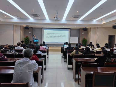 提升全员凝聚力 加强医德建设——南宁春暖康复医院召开核心价值观培训会