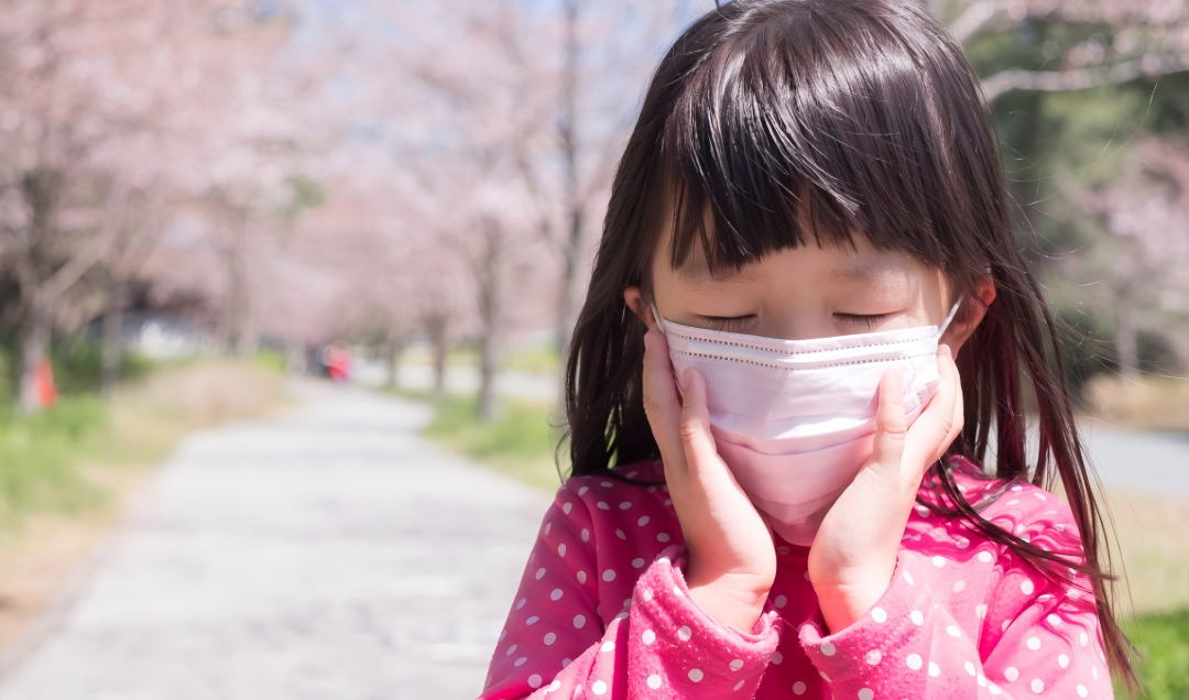 孩子湿疹、食物过敏总反复？当心 “过敏进程” 一步步发展成鼻炎、哮喘！